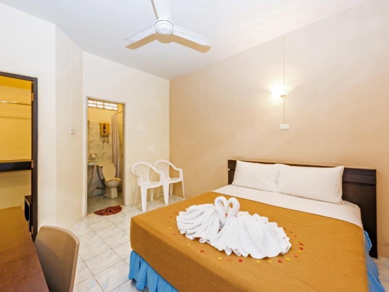 Baantonsai Garden Resort Patong Exterior photo