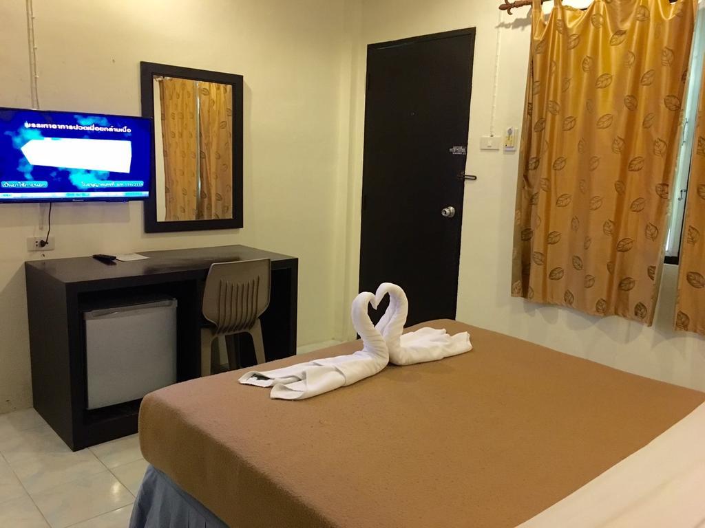 Baantonsai Garden Resort Patong Exterior photo